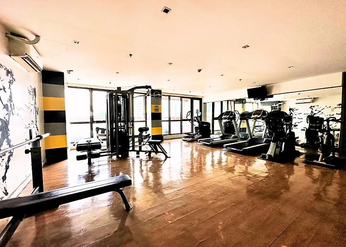 Kl Tower Makati Near Greenbelt With Free Access To Gym, Sauna & 100mbps Wi-fi