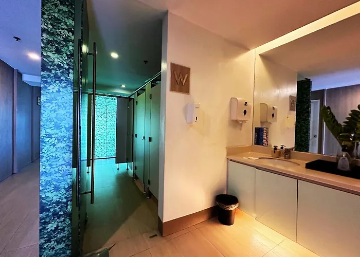Kl Tower Makati Near Greenbelt With Free Access To Gym, Sauna & 100mbps Wi-fi *